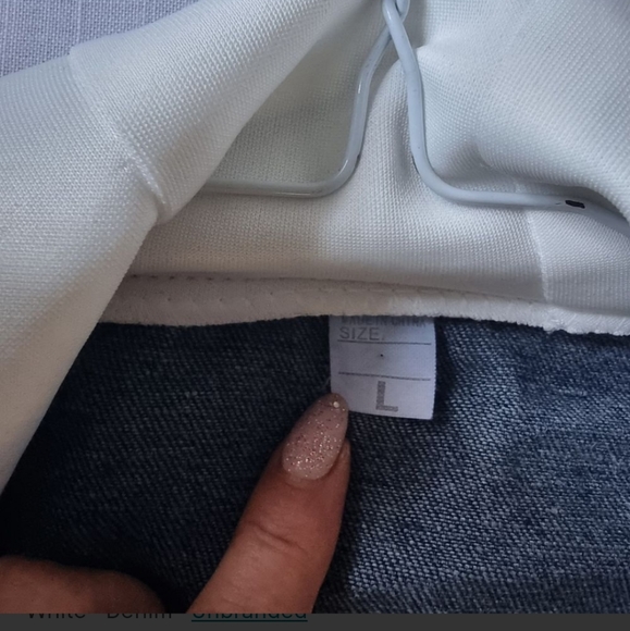 Distressed Denim Streetwear Hooded Jean Jacket - Picture 7 of 7